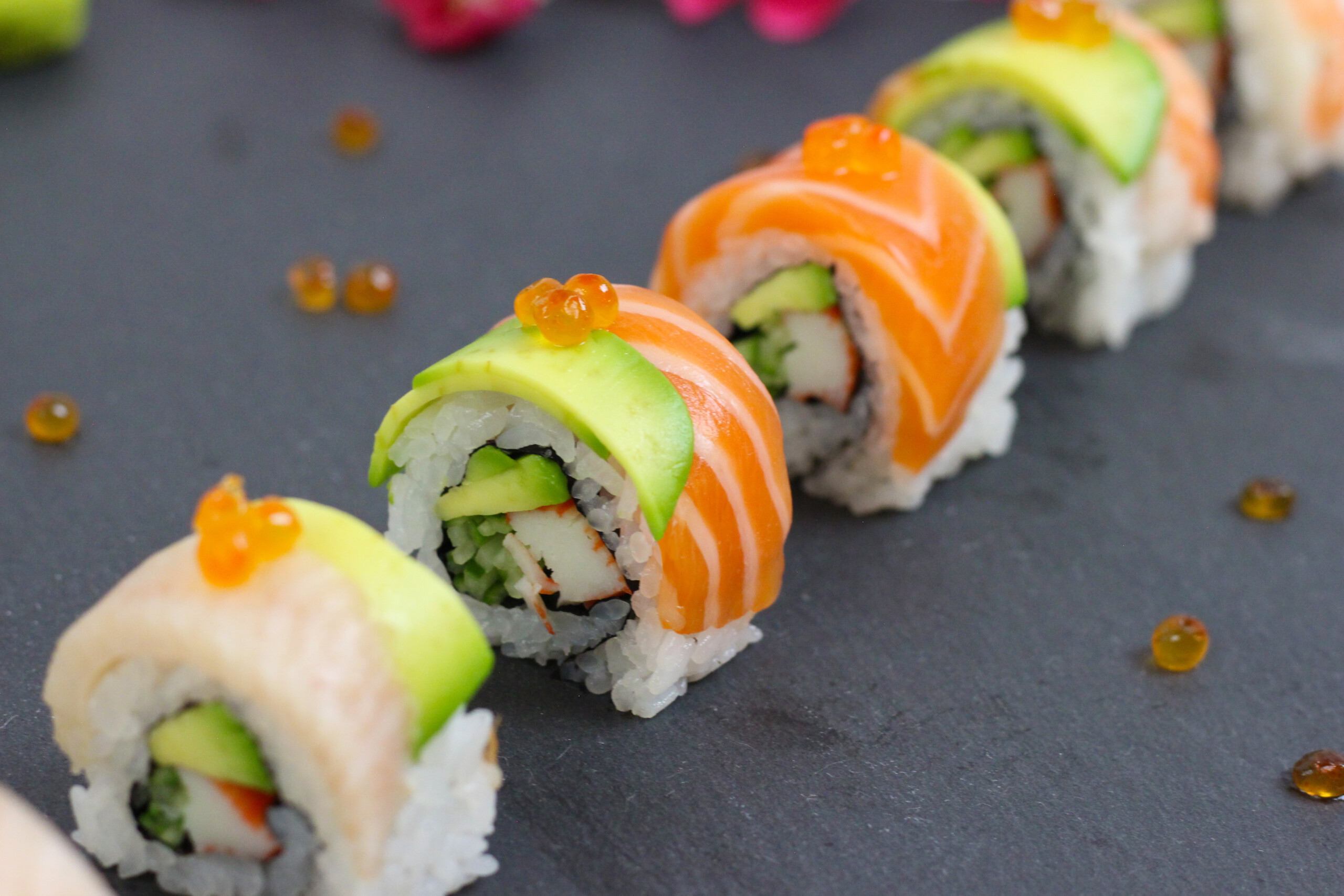 Maguro Rainbow Roll